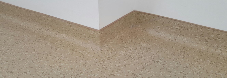 Montaj pardoseli PVC cu ridicare pe perete